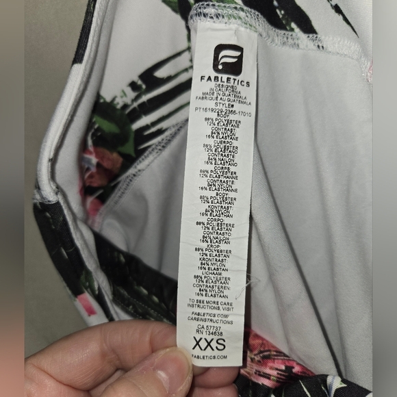 Fabletics Black and Pink Patterned Leggings - Picture 3 of 7